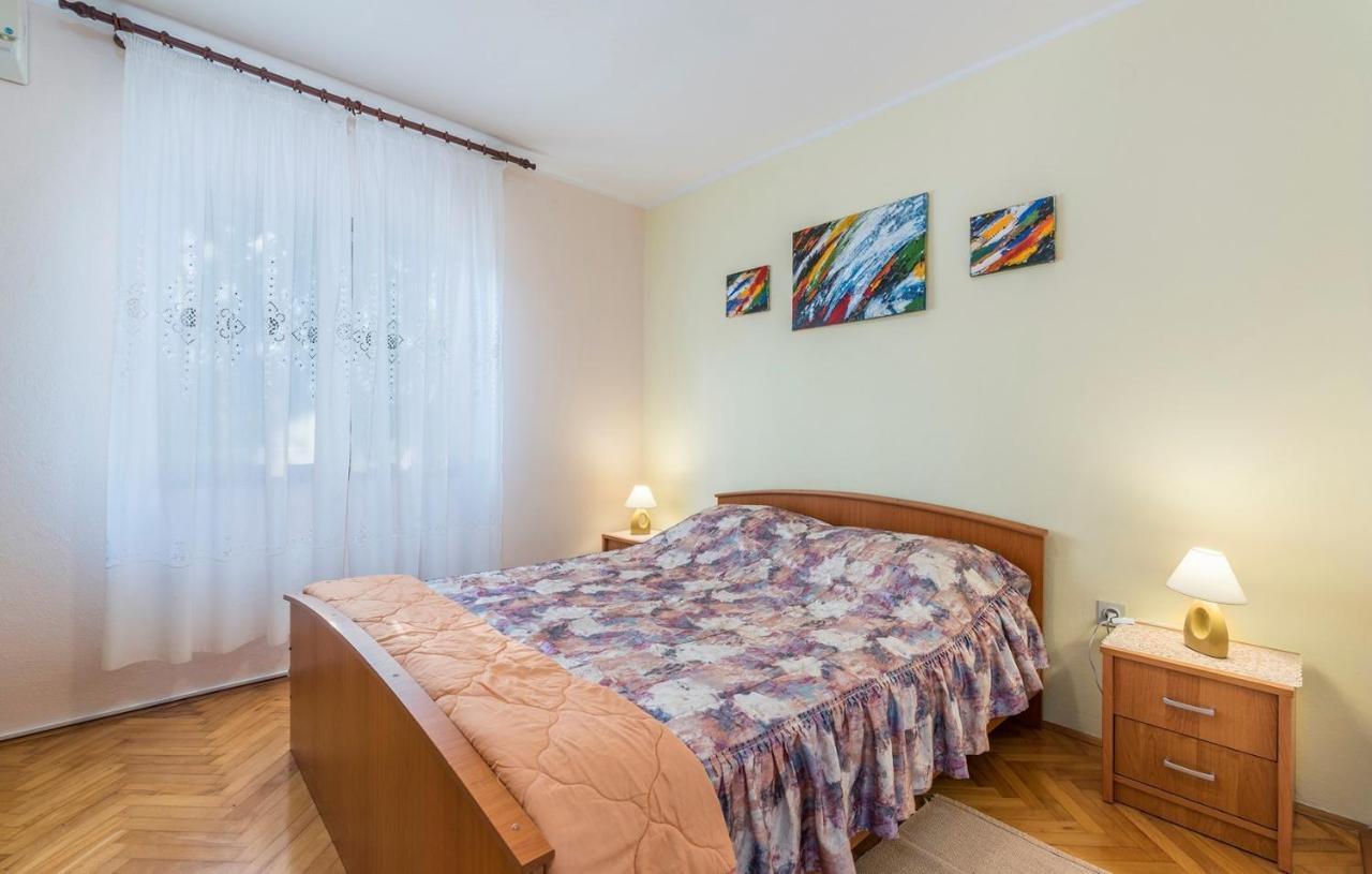 Ferienhaus Zora With Whirlpool Sveti Lovreč Pazenatički Dış mekan fotoğraf