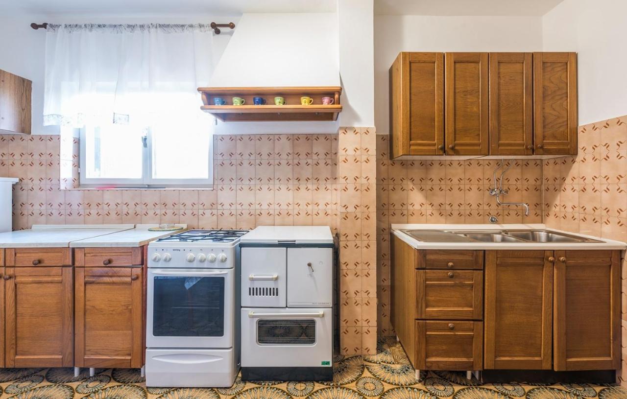 Ferienhaus Zora With Whirlpool Sveti Lovreč Pazenatički Dış mekan fotoğraf
